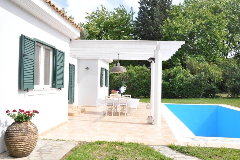Villa Erietta Near Lefkas Center Apolpaina Exterior foto